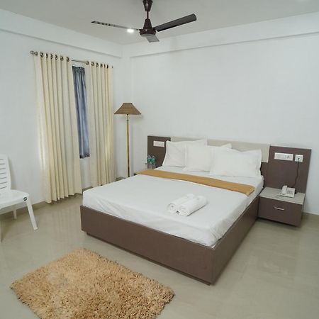 Sn Rooms Perumpāvūr 外观 照片