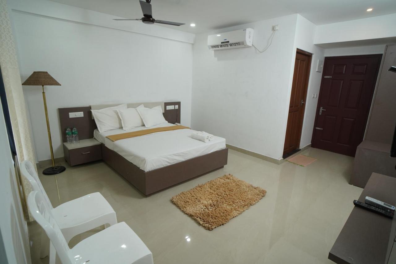 Sn Rooms Perumpāvūr 外观 照片