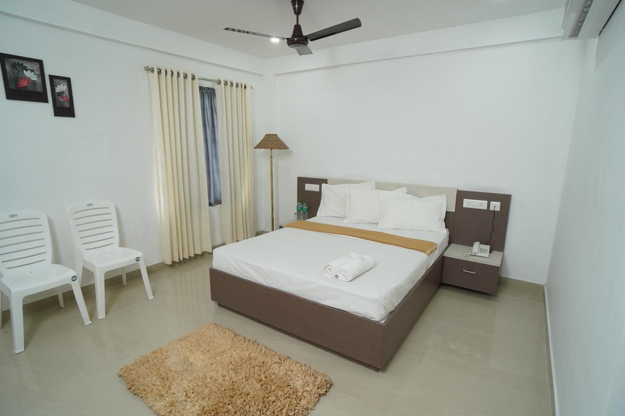 Sn Rooms Perumpāvūr 外观 照片